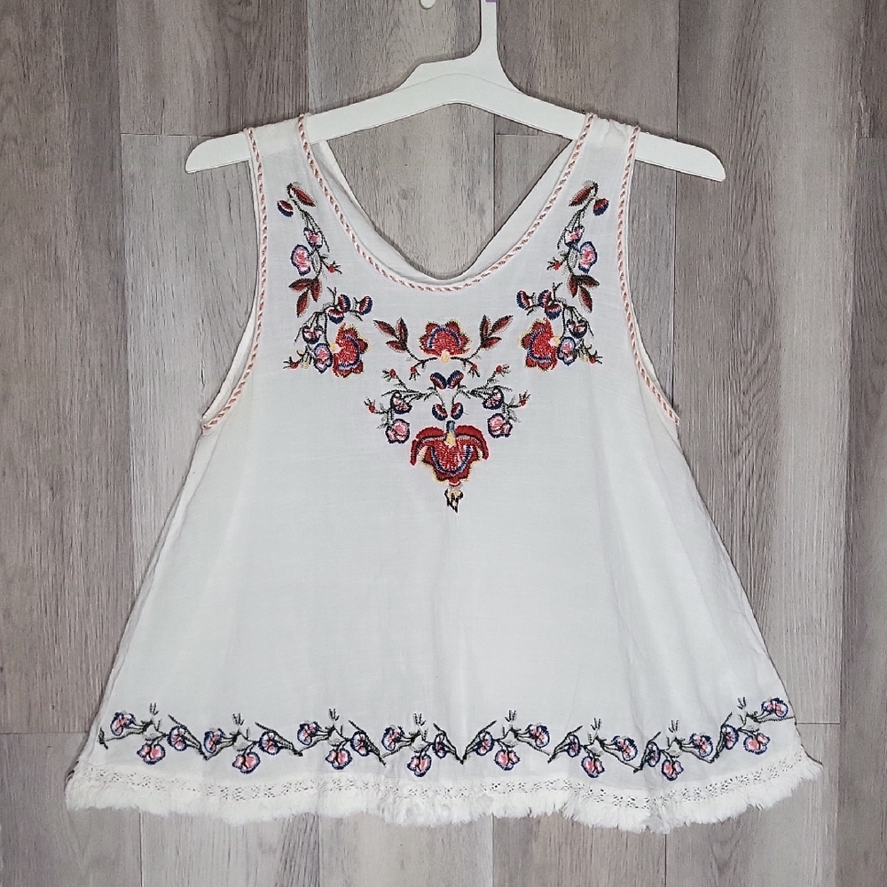 Max Studio Women M Sleeveless Top Embroidered Floral‎ Tassel Fringe Cotton Tank